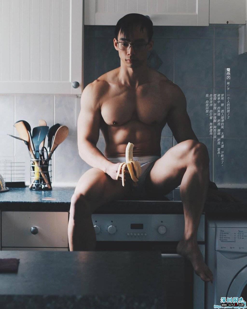 越南健壮肌肉模特