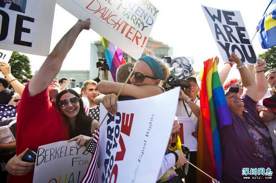 美国同性恋支持者庆祝高法判反同婚姻法违宪