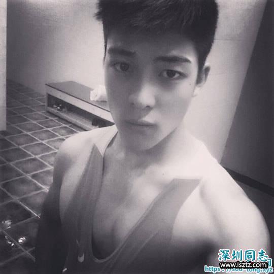 超高颜值的肌肉有型超级大帅哥